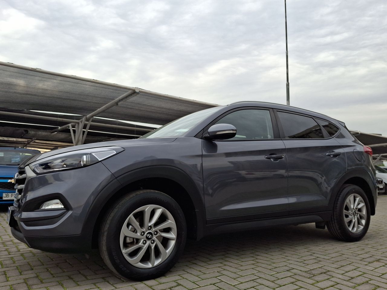 HYUNDAI - 3