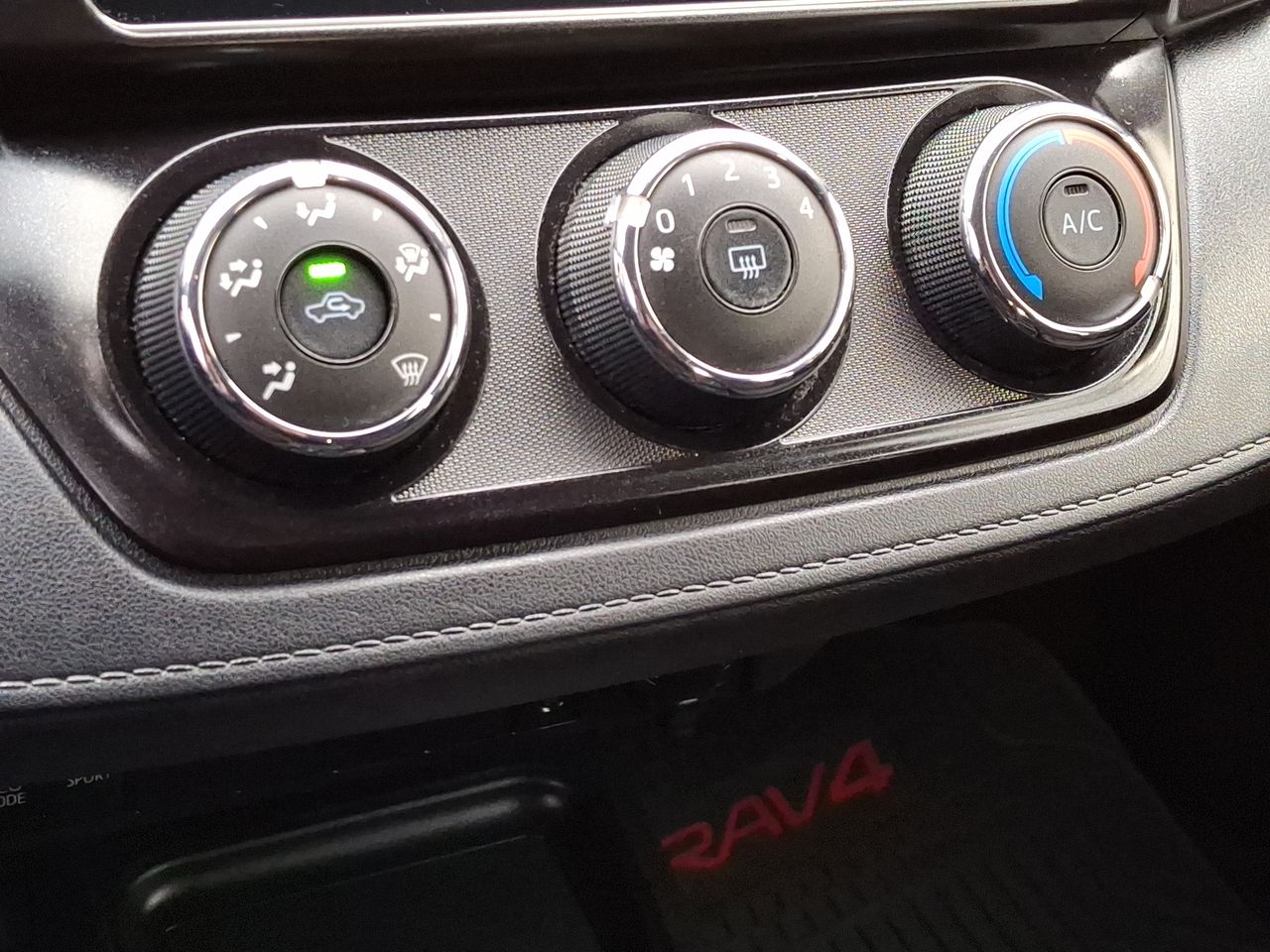 TOYOTA - 27