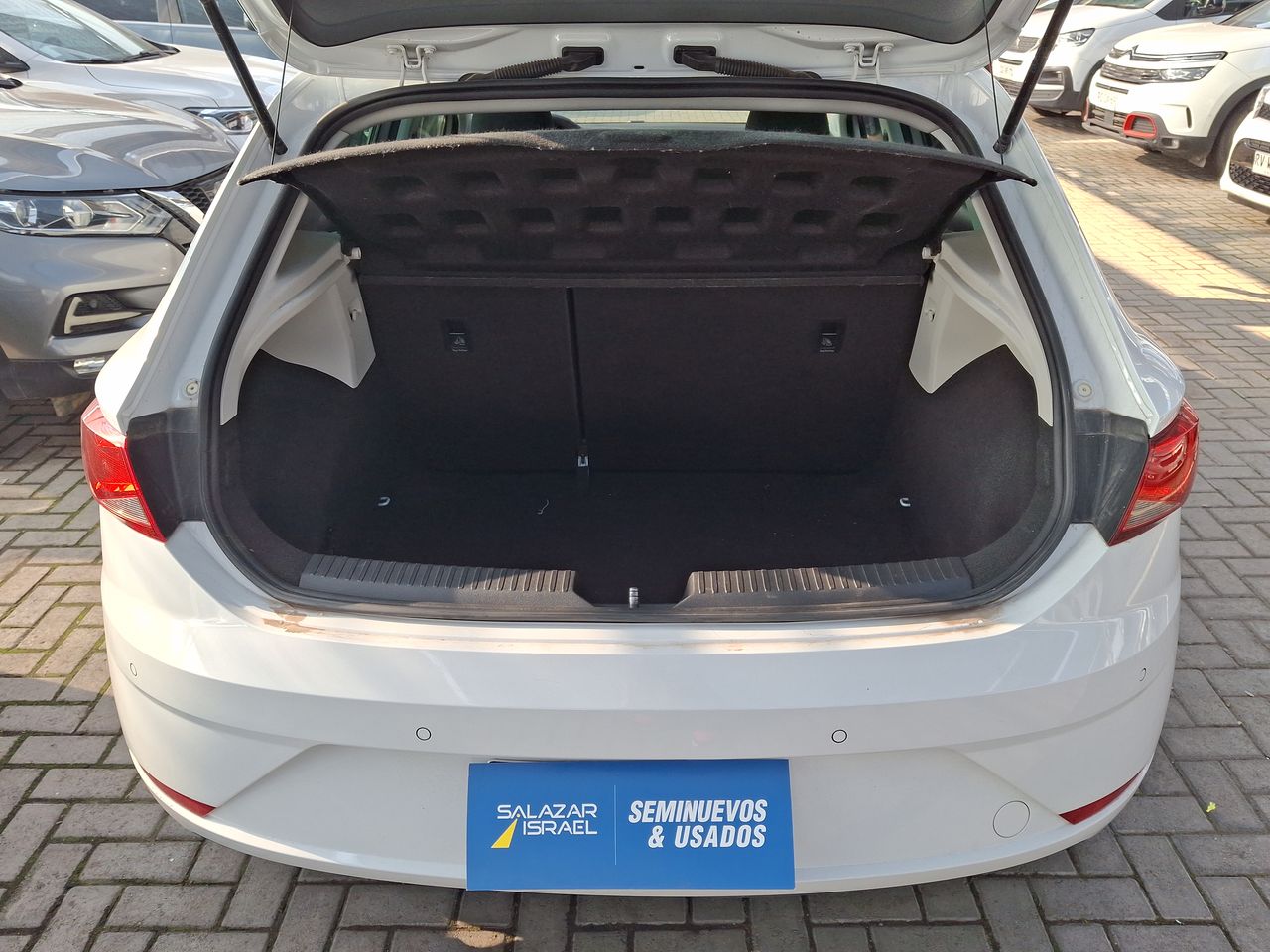 SEAT - 19