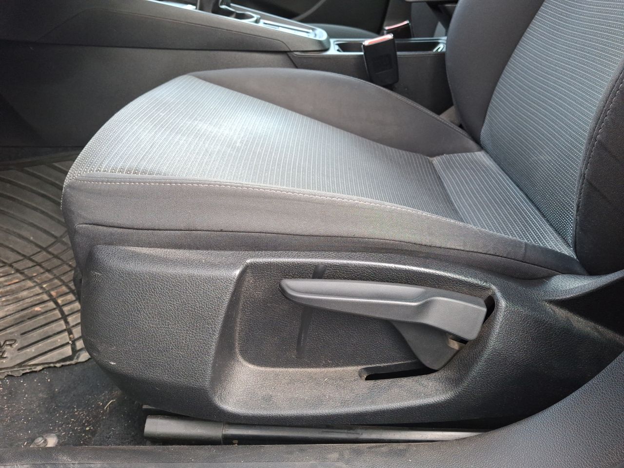 SEAT - 21