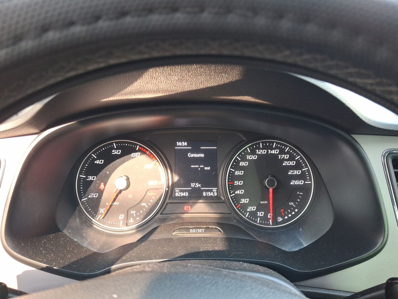 SEAT - 24