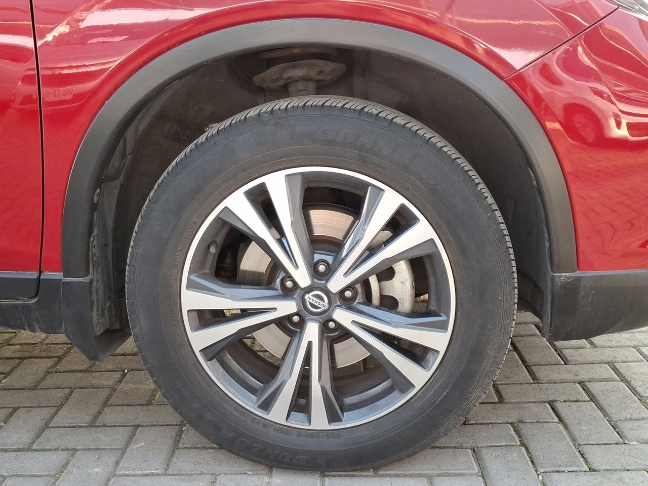 NISSAN - 17