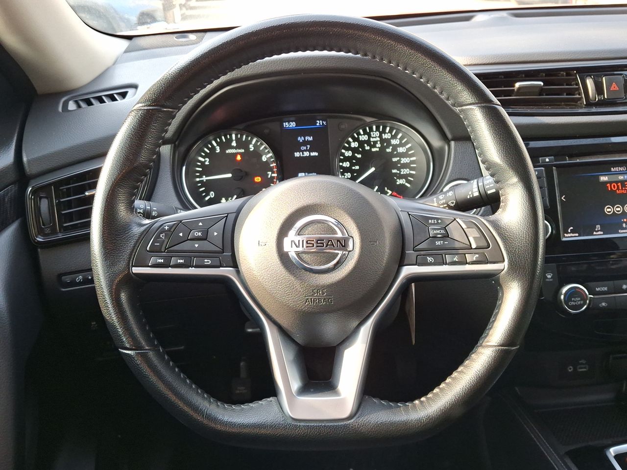NISSAN - 23