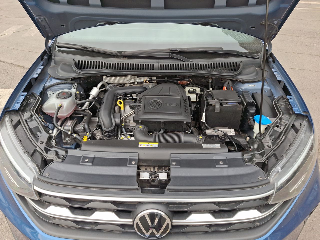 VOLKSWAGEN - 18