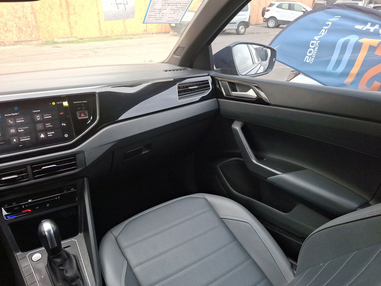VOLKSWAGEN - 10