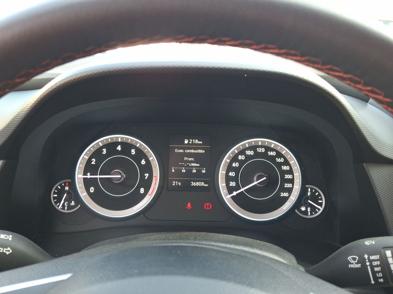 HYUNDAI - 24