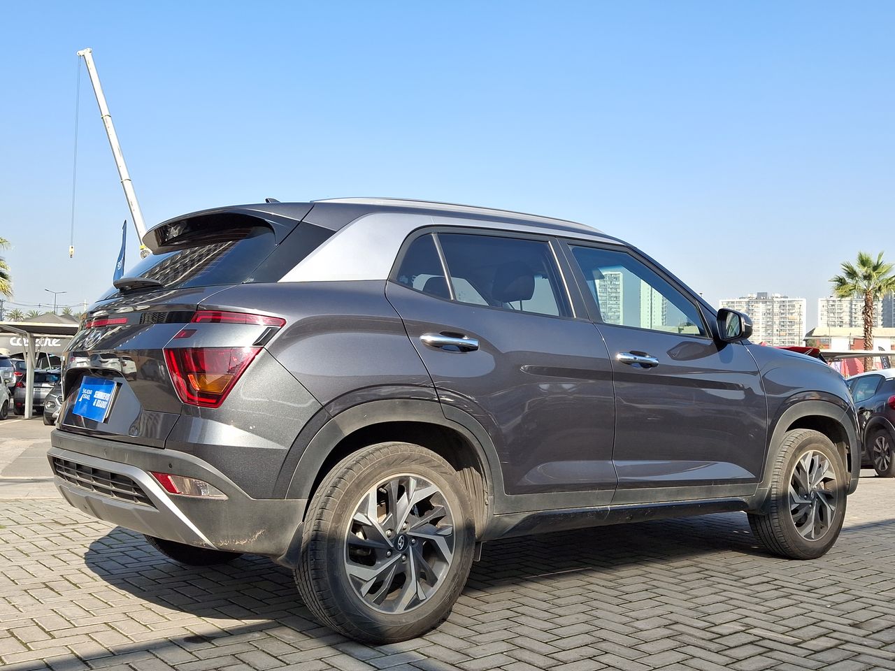 HYUNDAI - 7