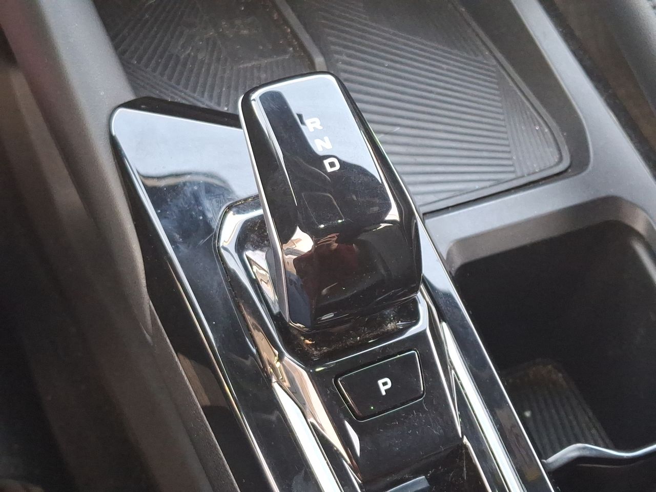 GEELY - 28