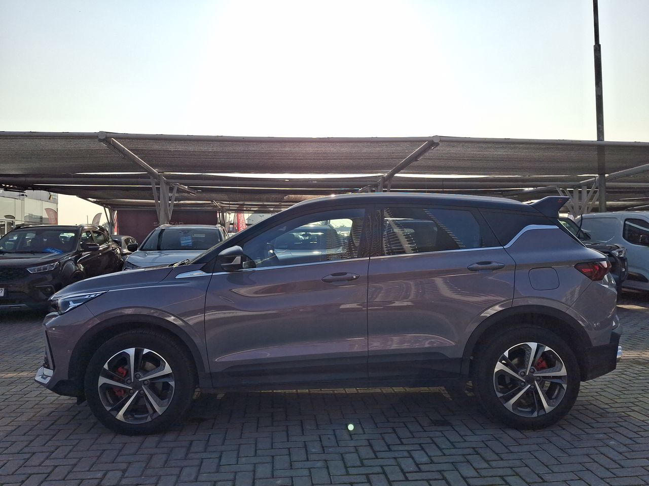 GEELY - 4