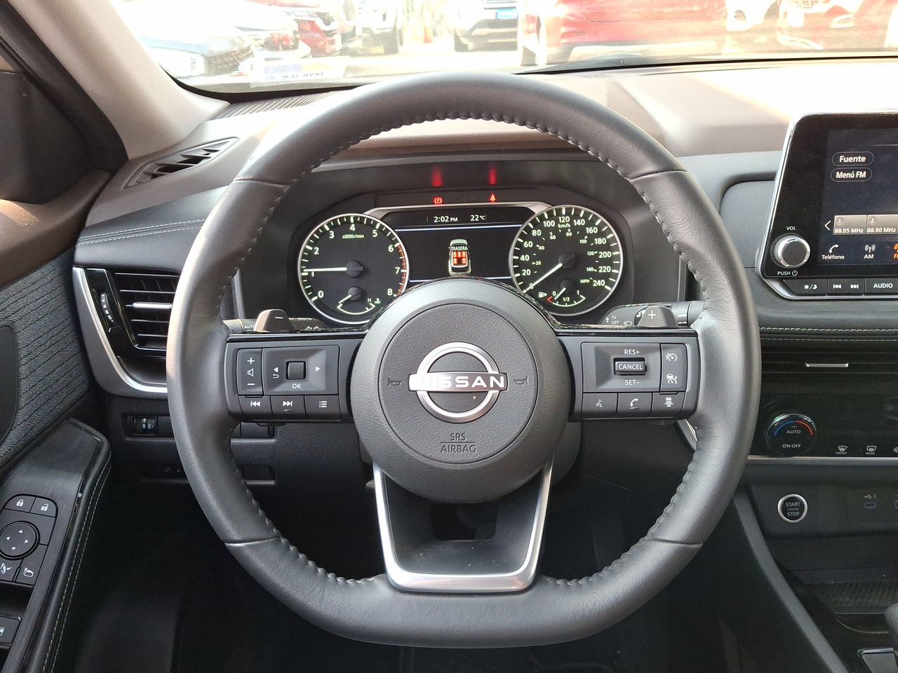 NISSAN - 23
