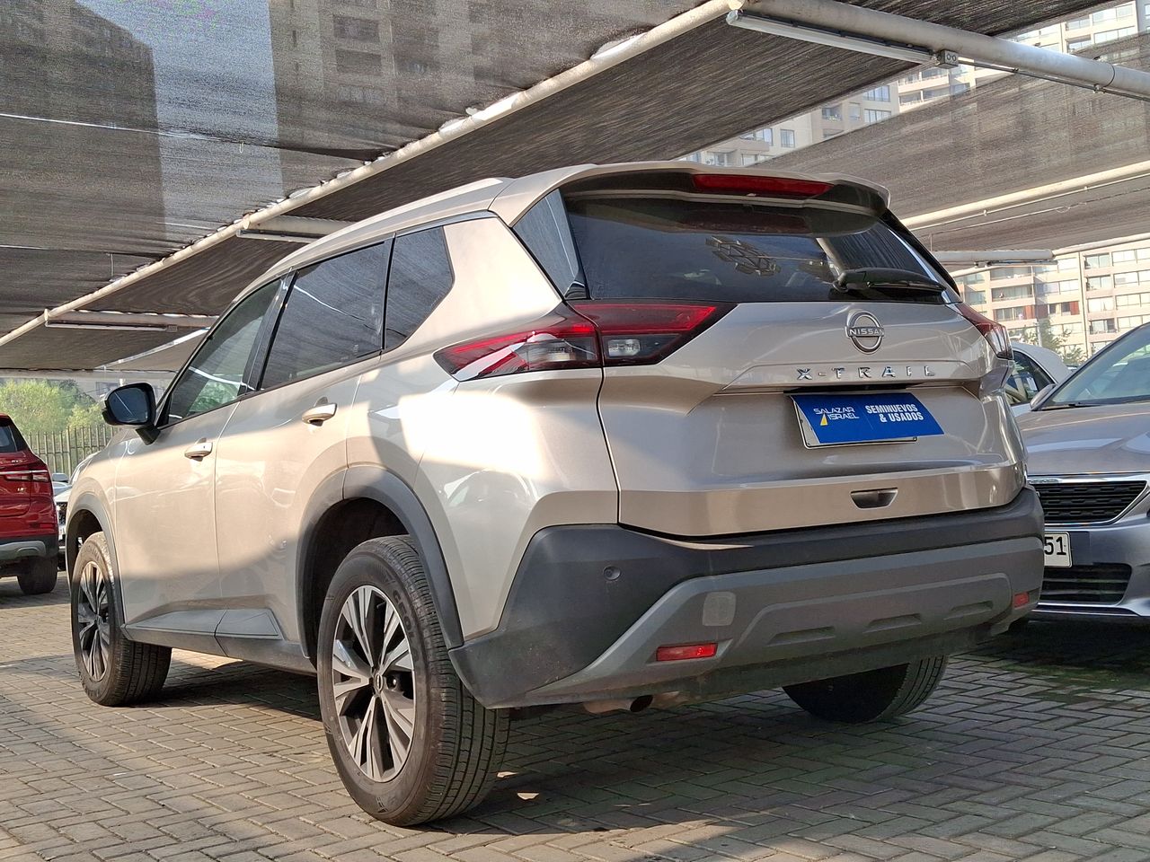 NISSAN - 5