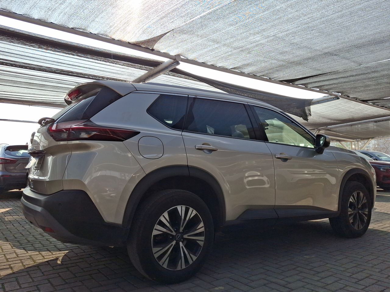 NISSAN - 7