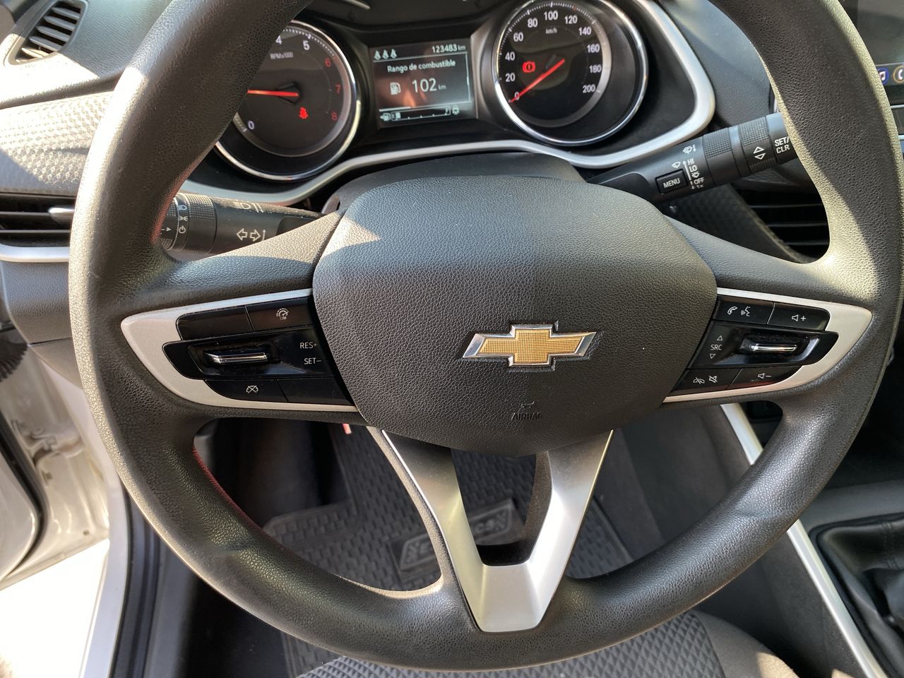 CHEVROLET - 27