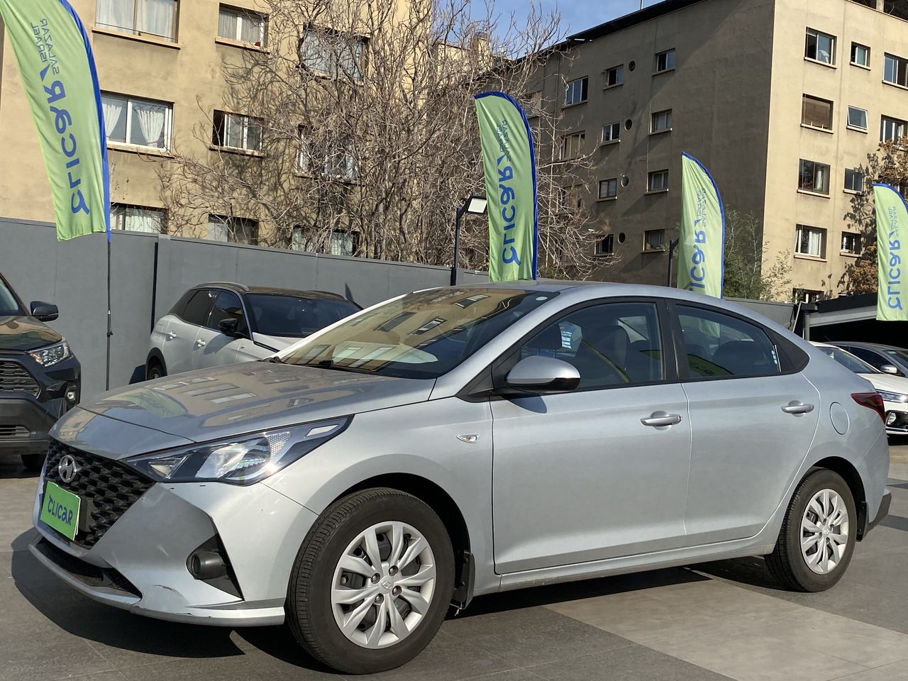 HYUNDAI - 3