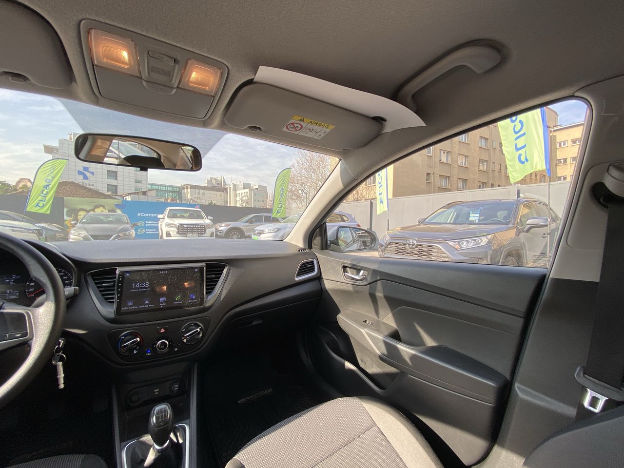 HYUNDAI - 10