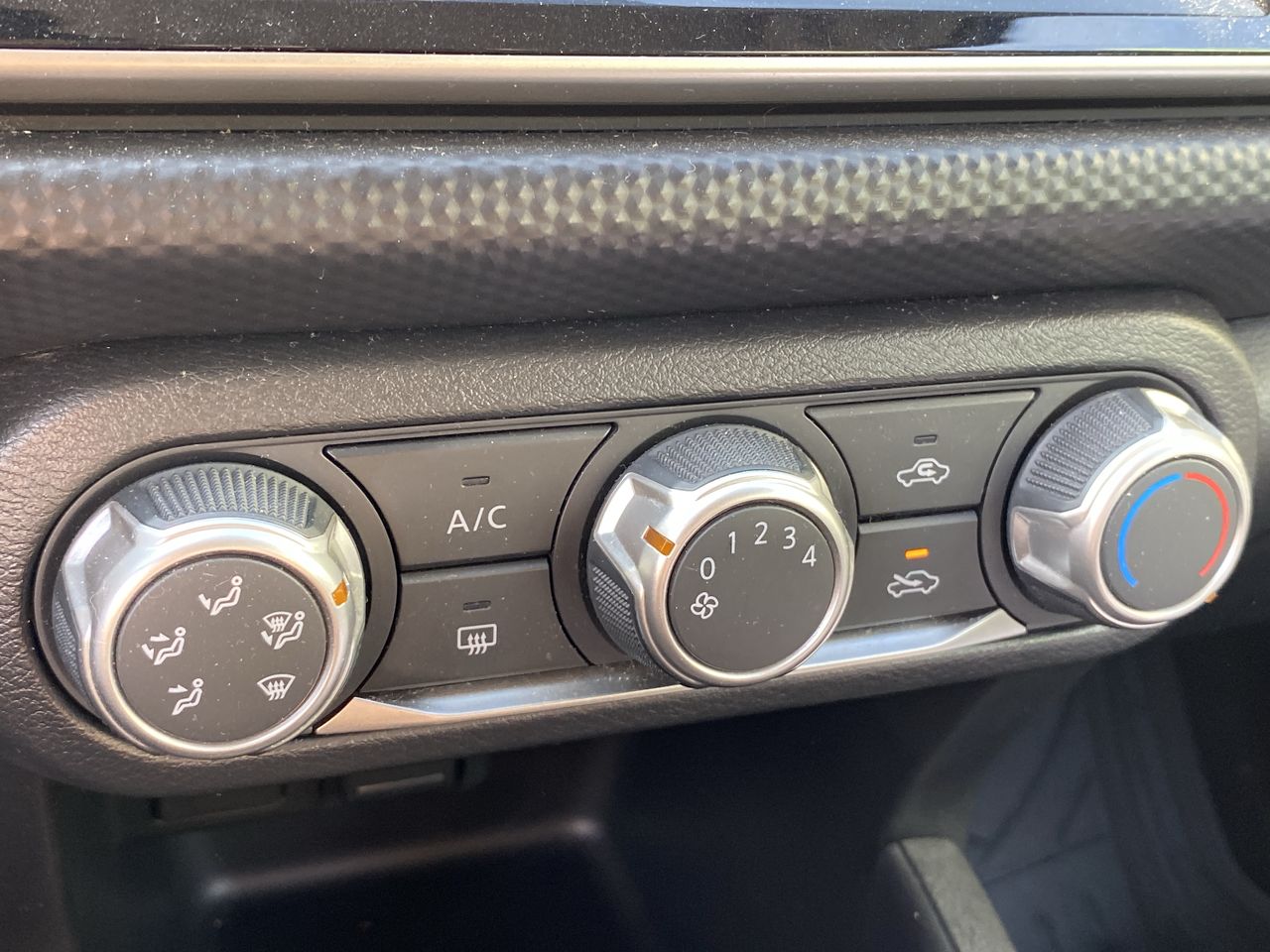 NISSAN - 30