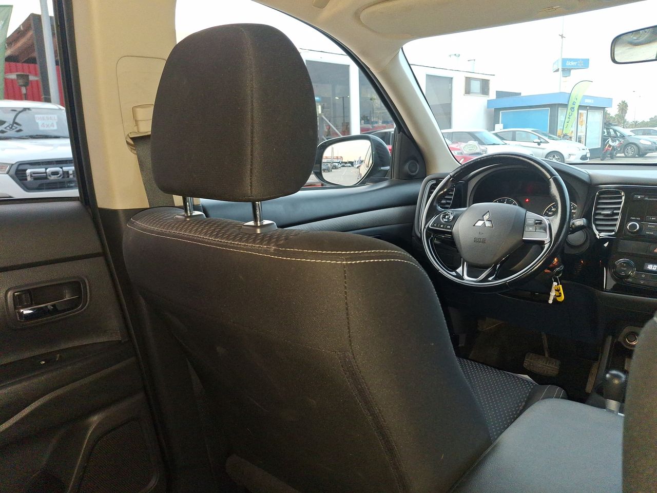 MITSUBISHI - 16