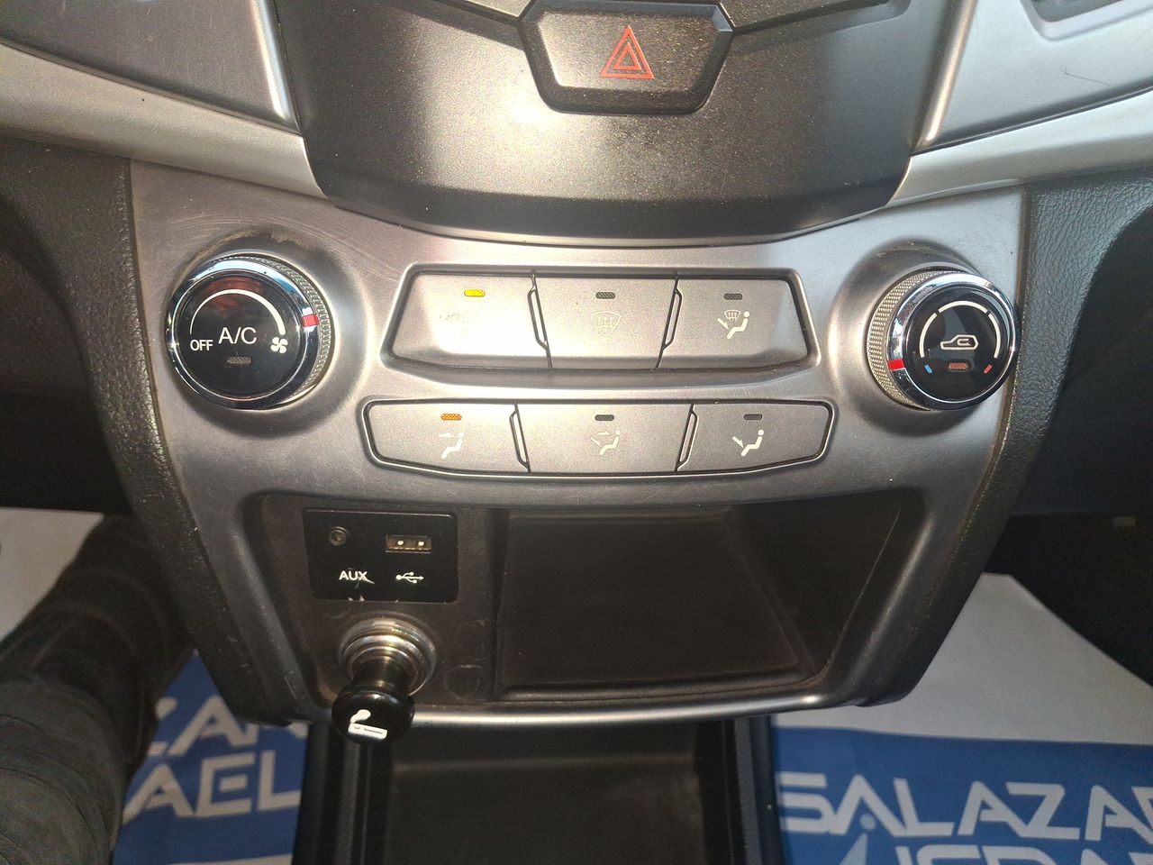 SSANGYONG - 27