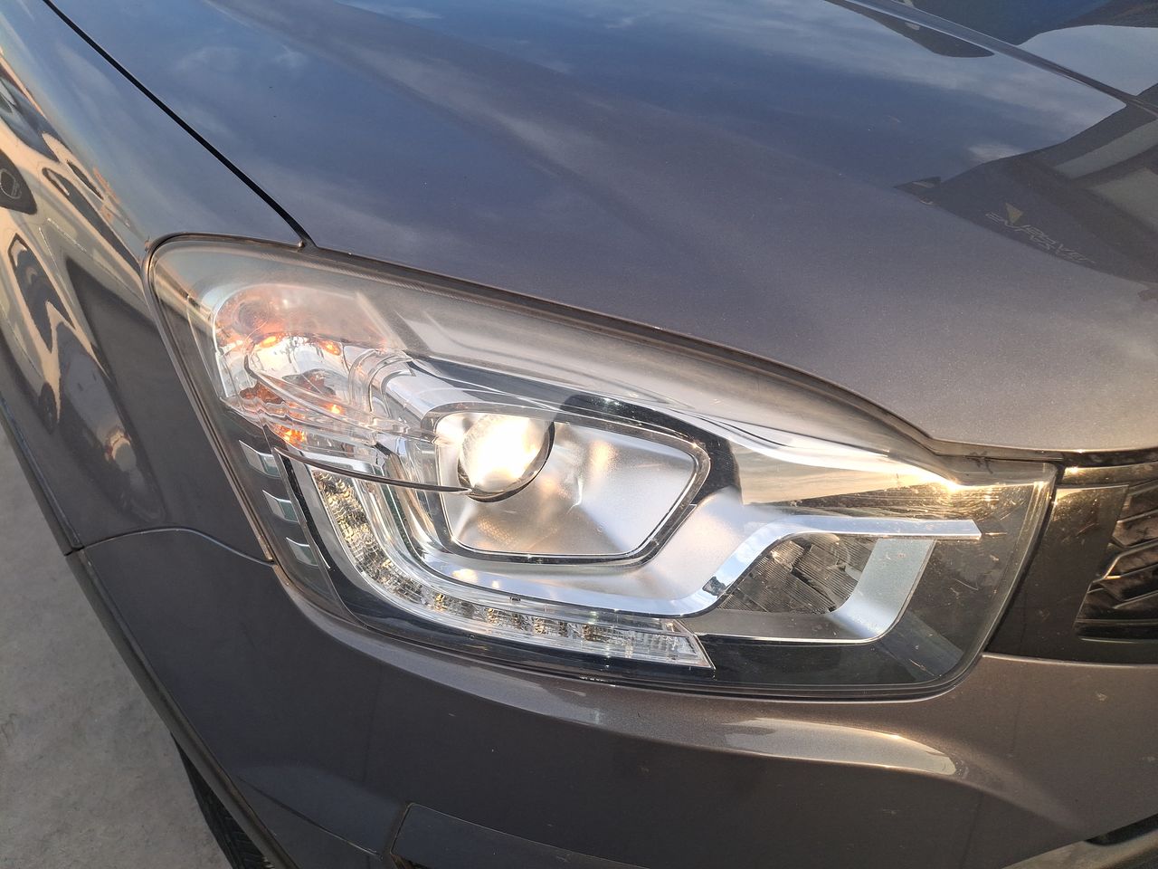 SSANGYONG - 18