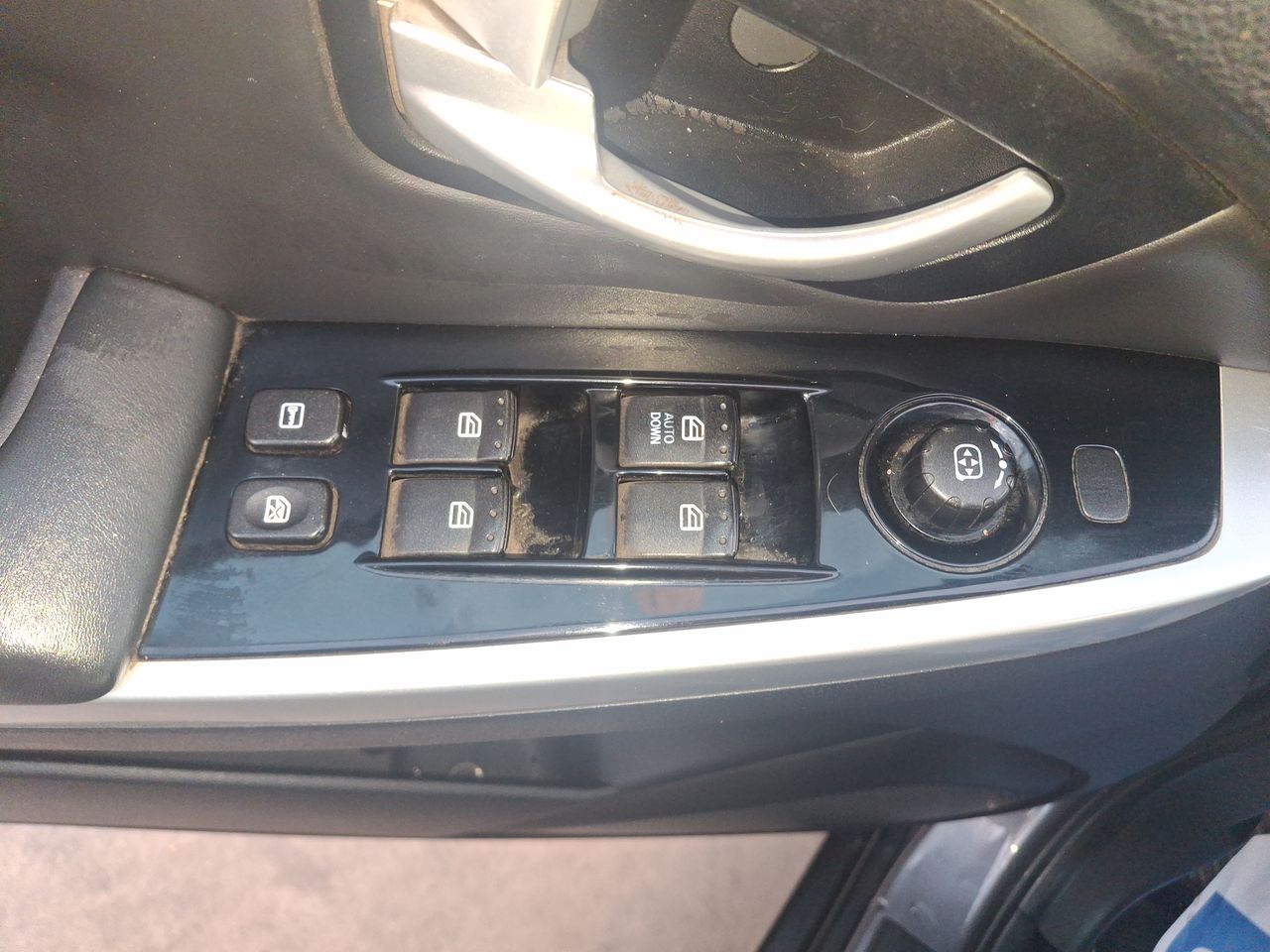 SSANGYONG - 22