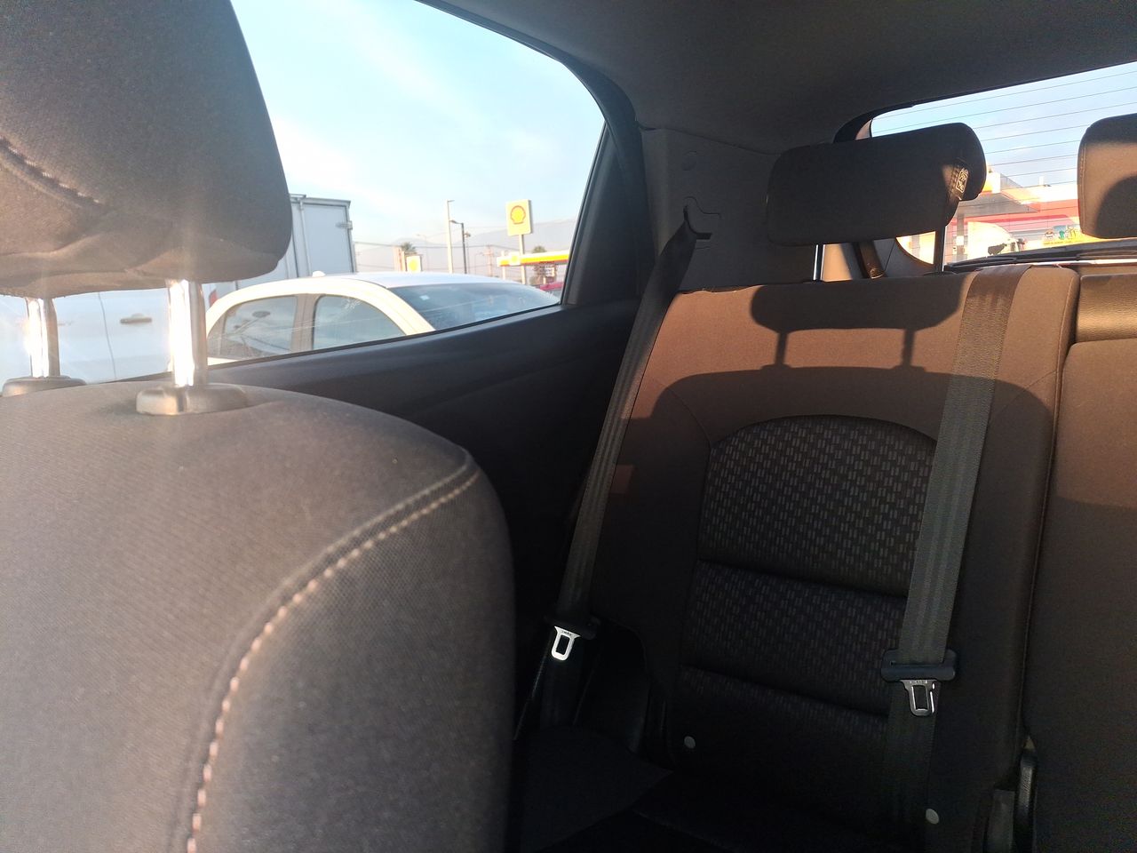 SSANGYONG - 12