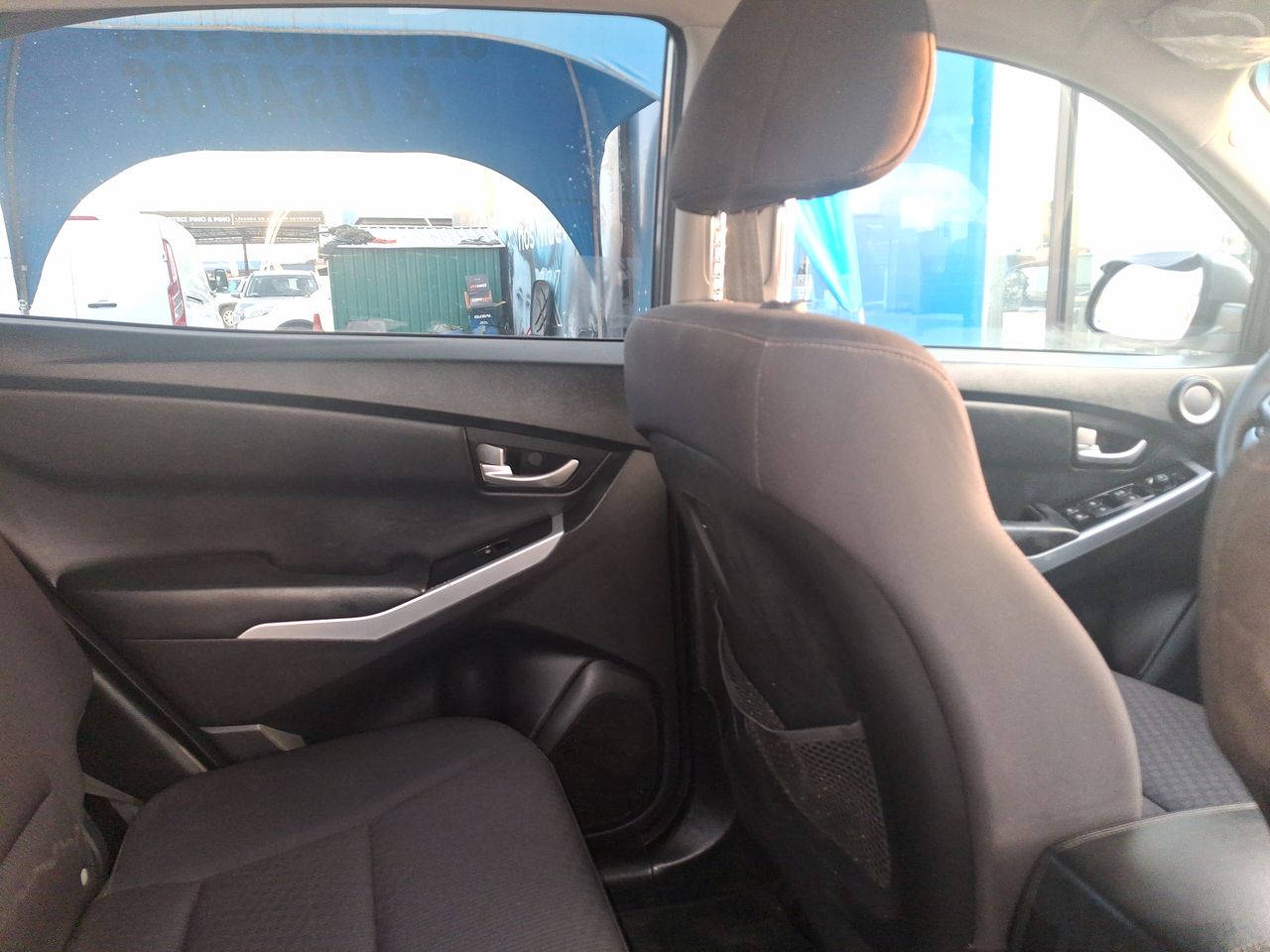 SSANGYONG - 15