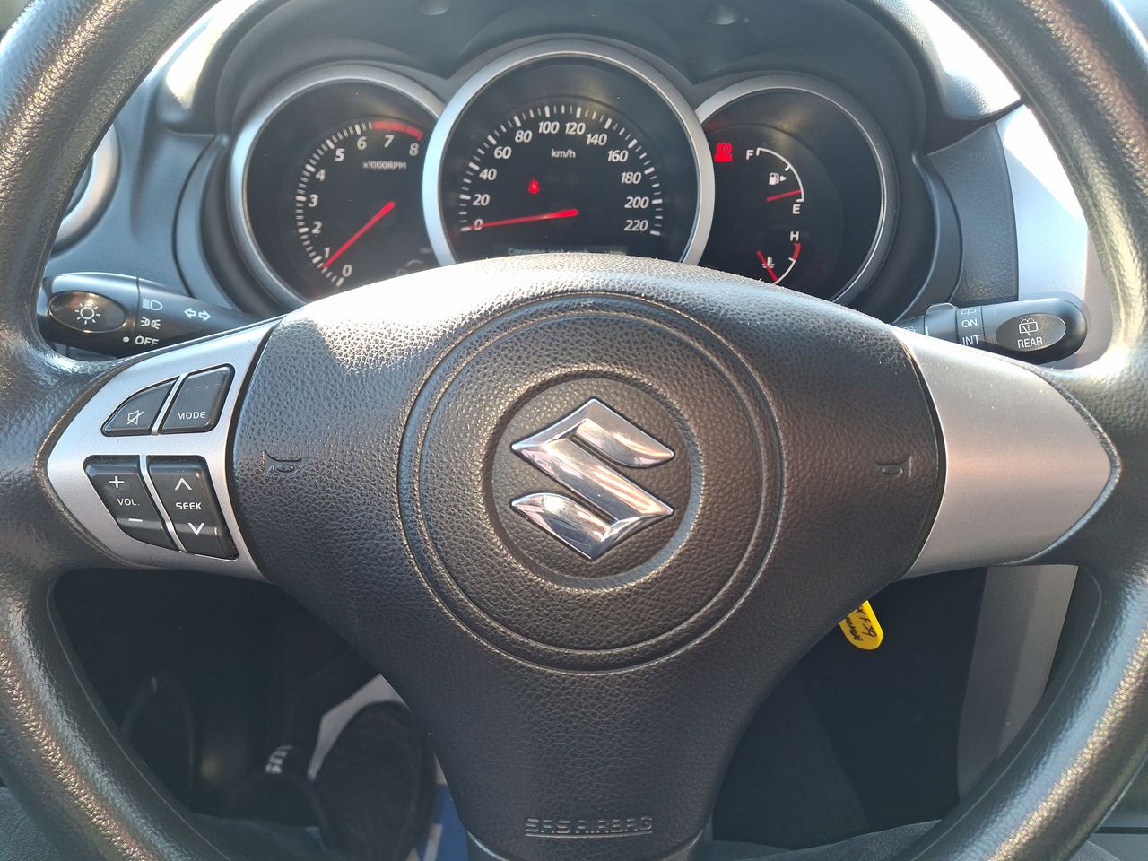 SUZUKI - 24