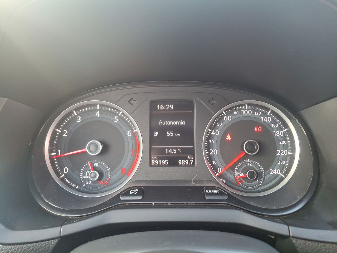 VOLKSWAGEN - 25