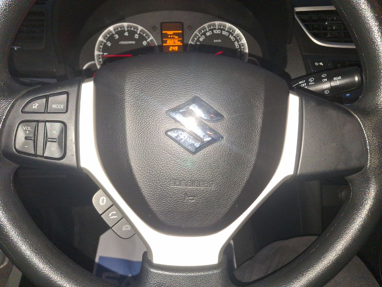 SUZUKI - 24