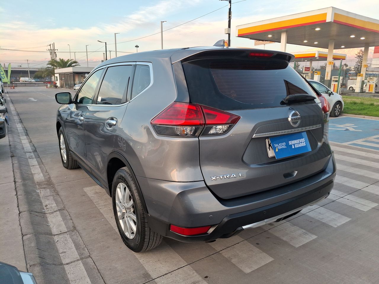 NISSAN - 5