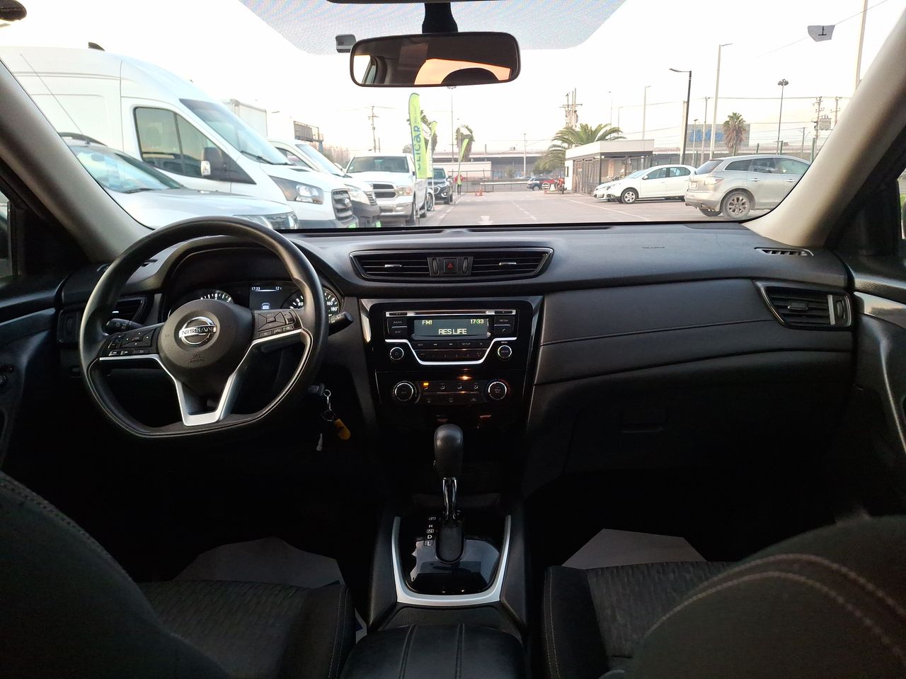 NISSAN - 9