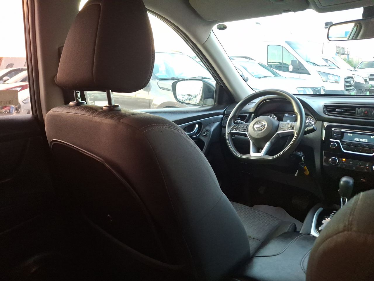 NISSAN - 16