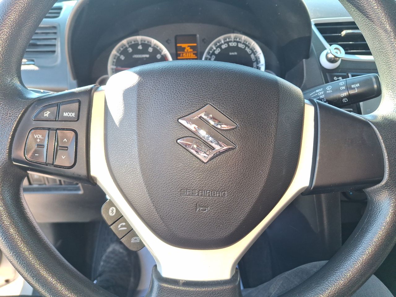 SUZUKI - 24