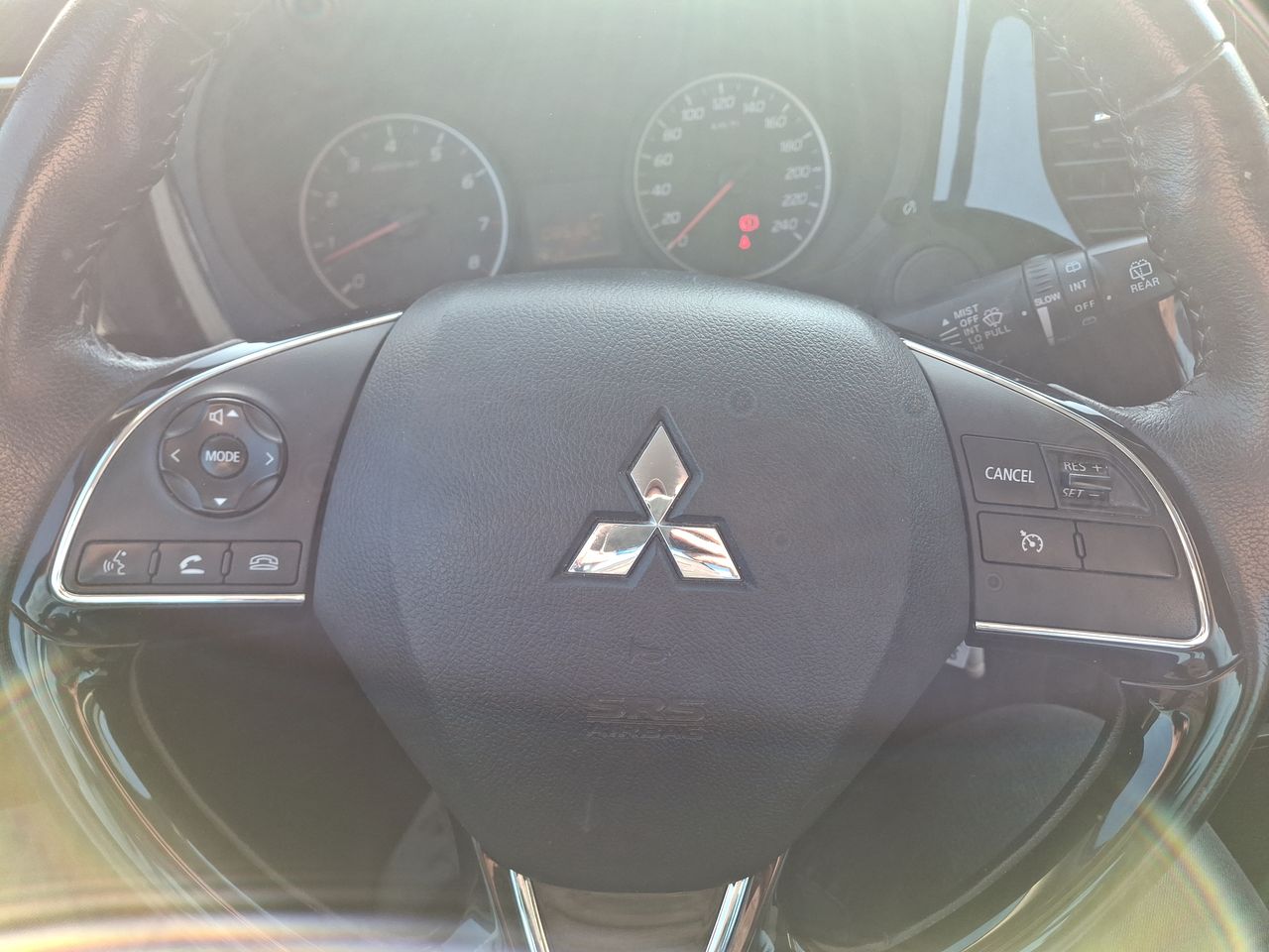 MITSUBISHI - 24