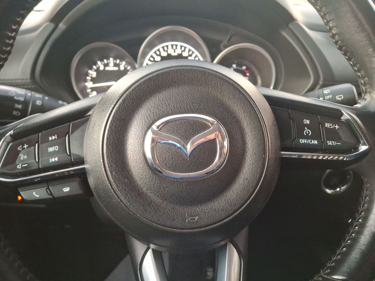MAZDA - 24