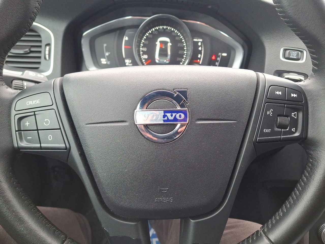 VOLVO - 24