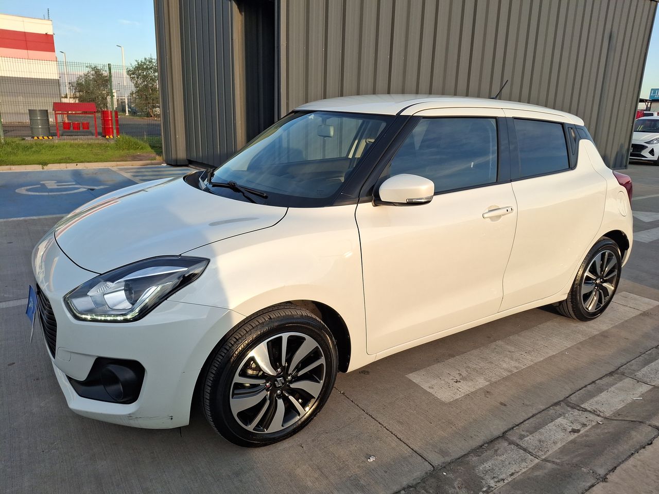 SUZUKI - 3