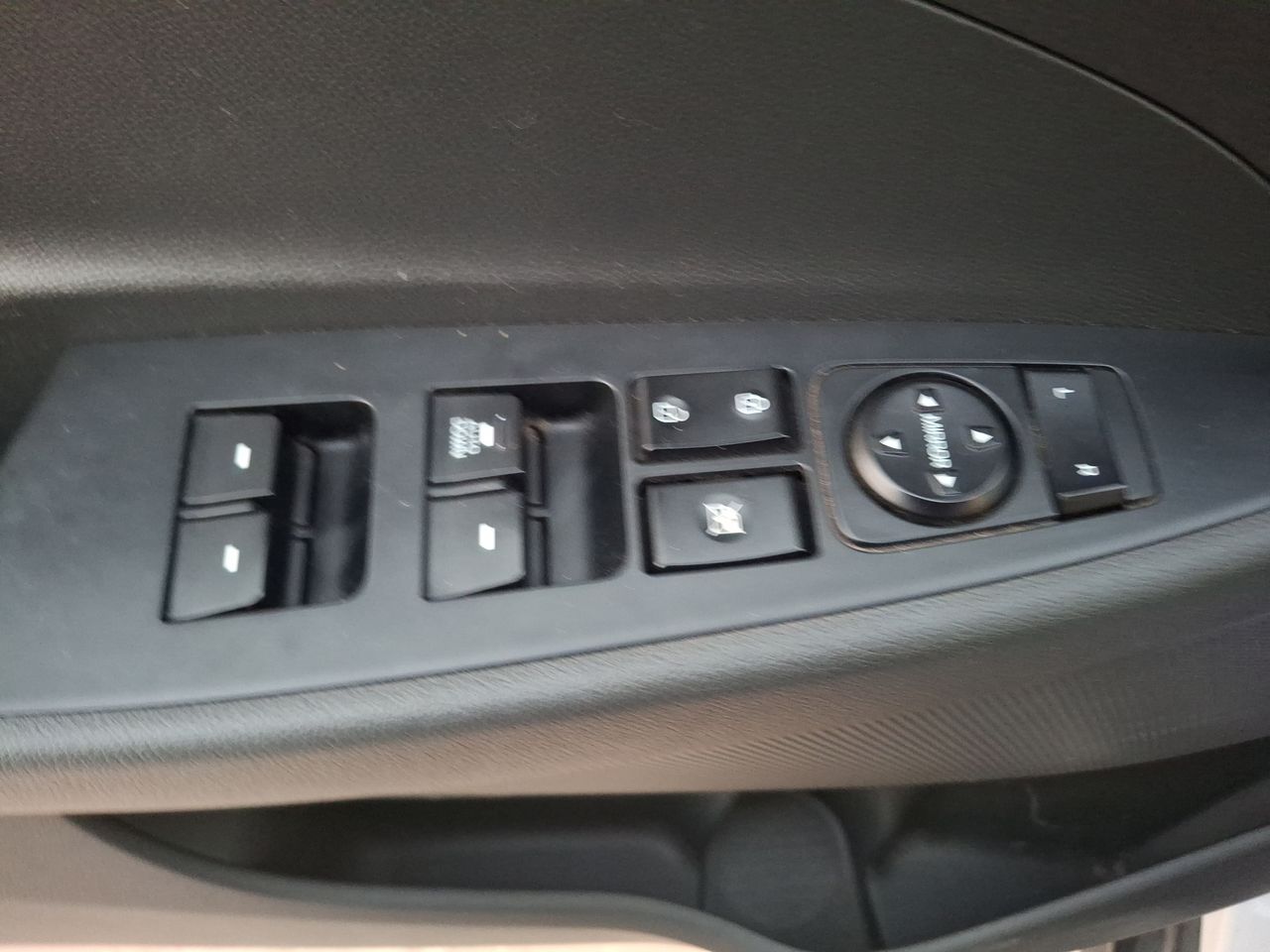 HYUNDAI - 22