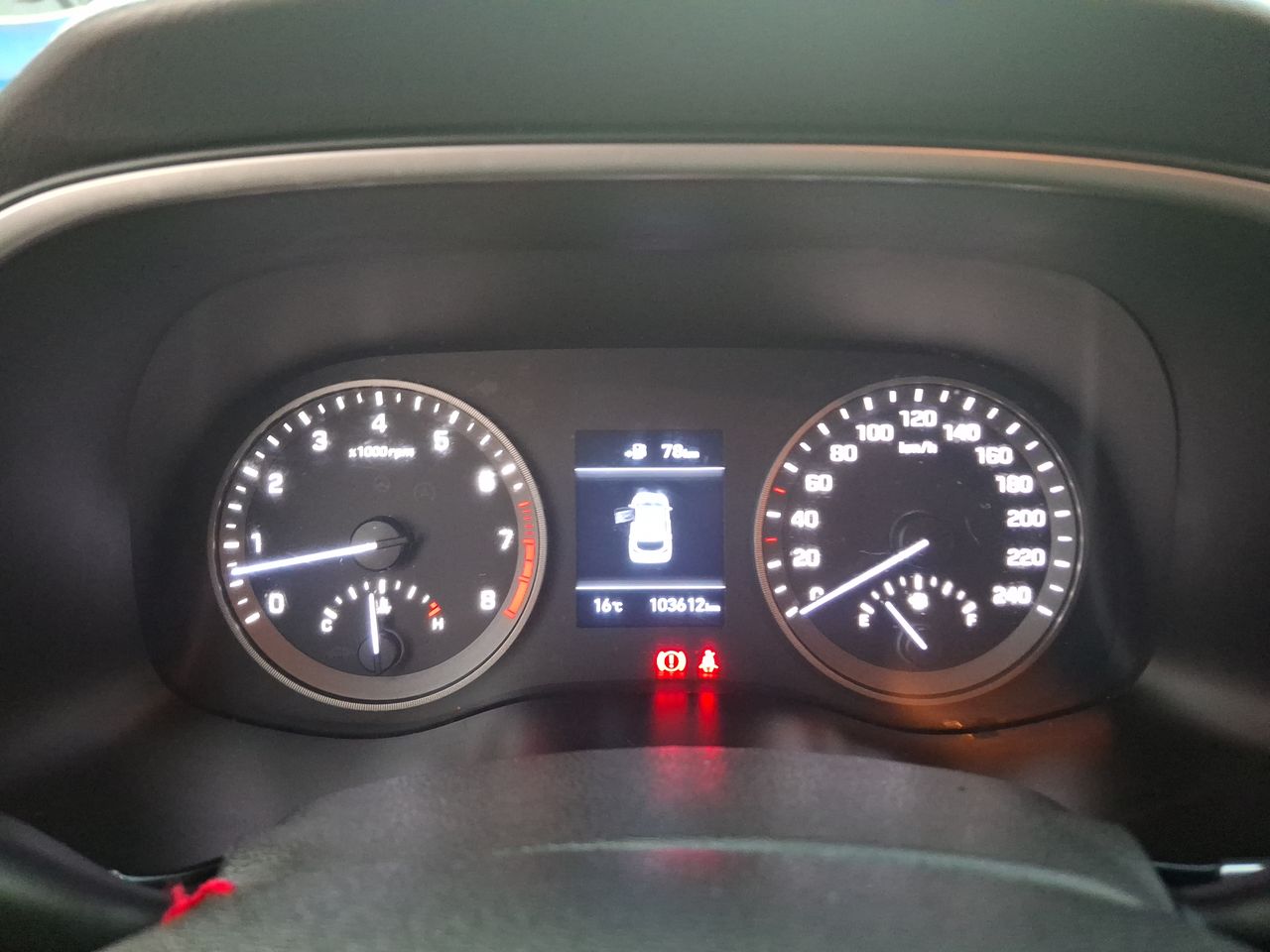 HYUNDAI - 25