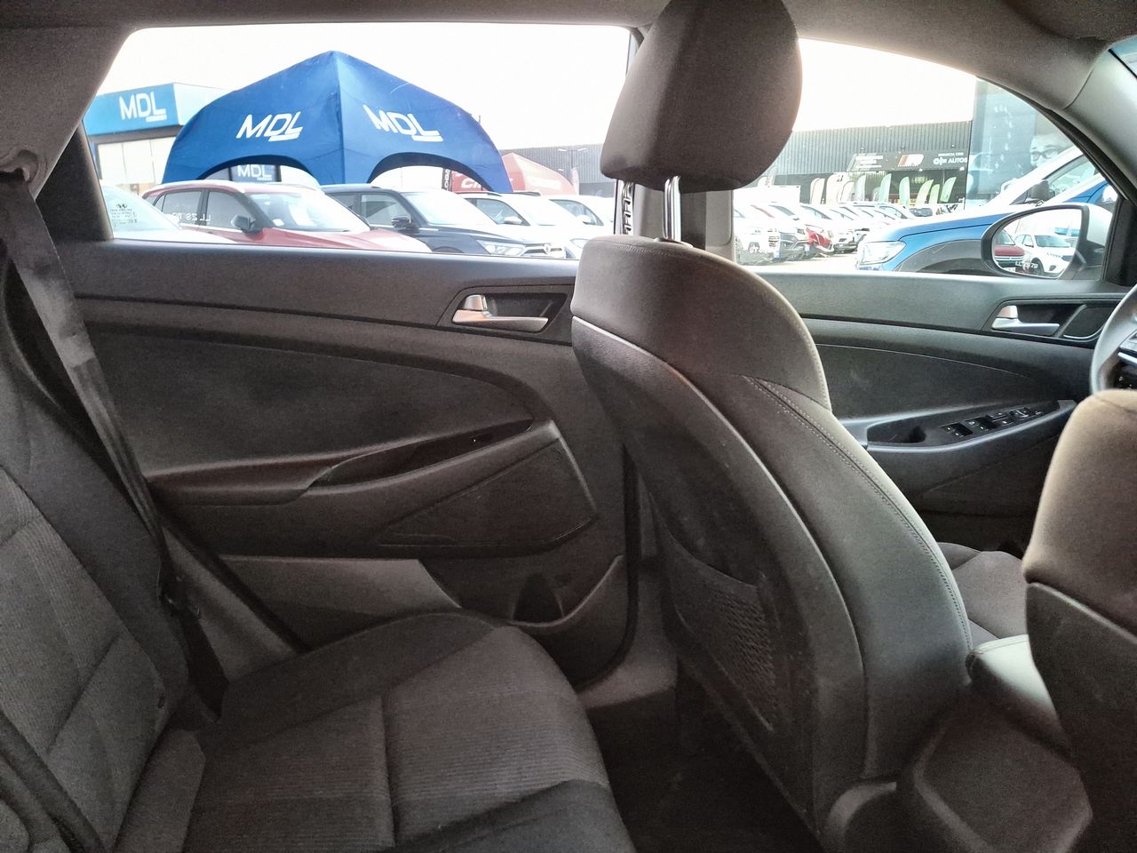 HYUNDAI - 15