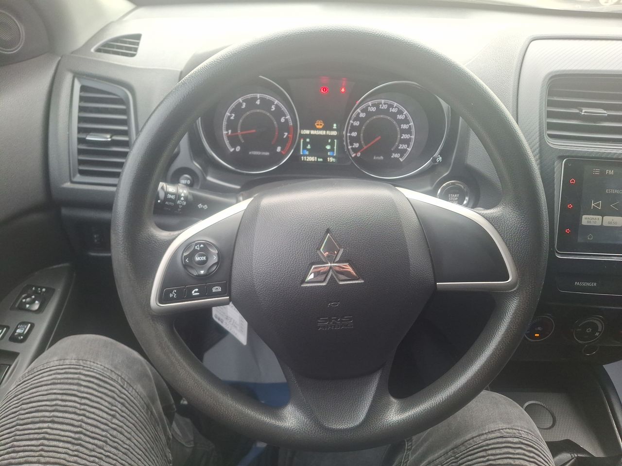 MITSUBISHI - 23