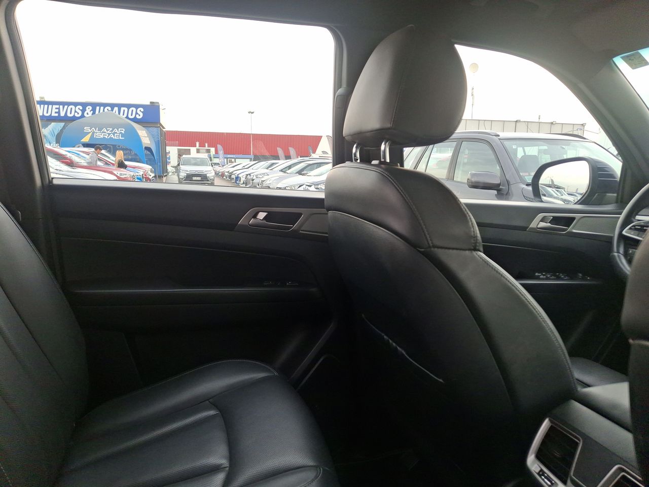 SSANGYONG - 15