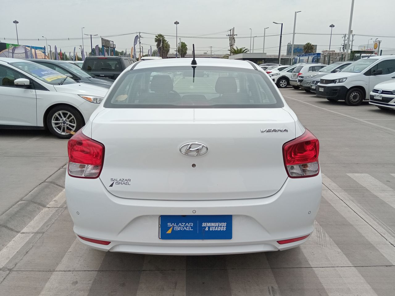 HYUNDAI - 3