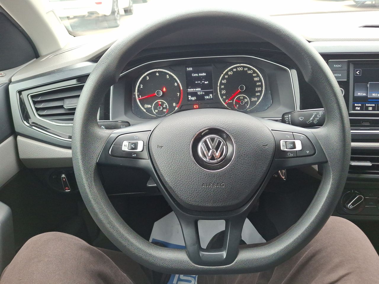 VOLKSWAGEN - 23