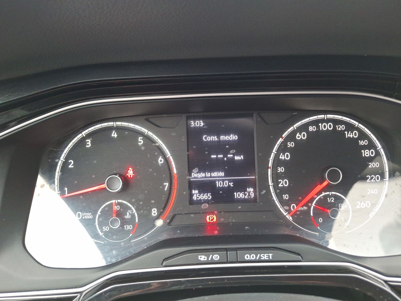 VOLKSWAGEN - 25
