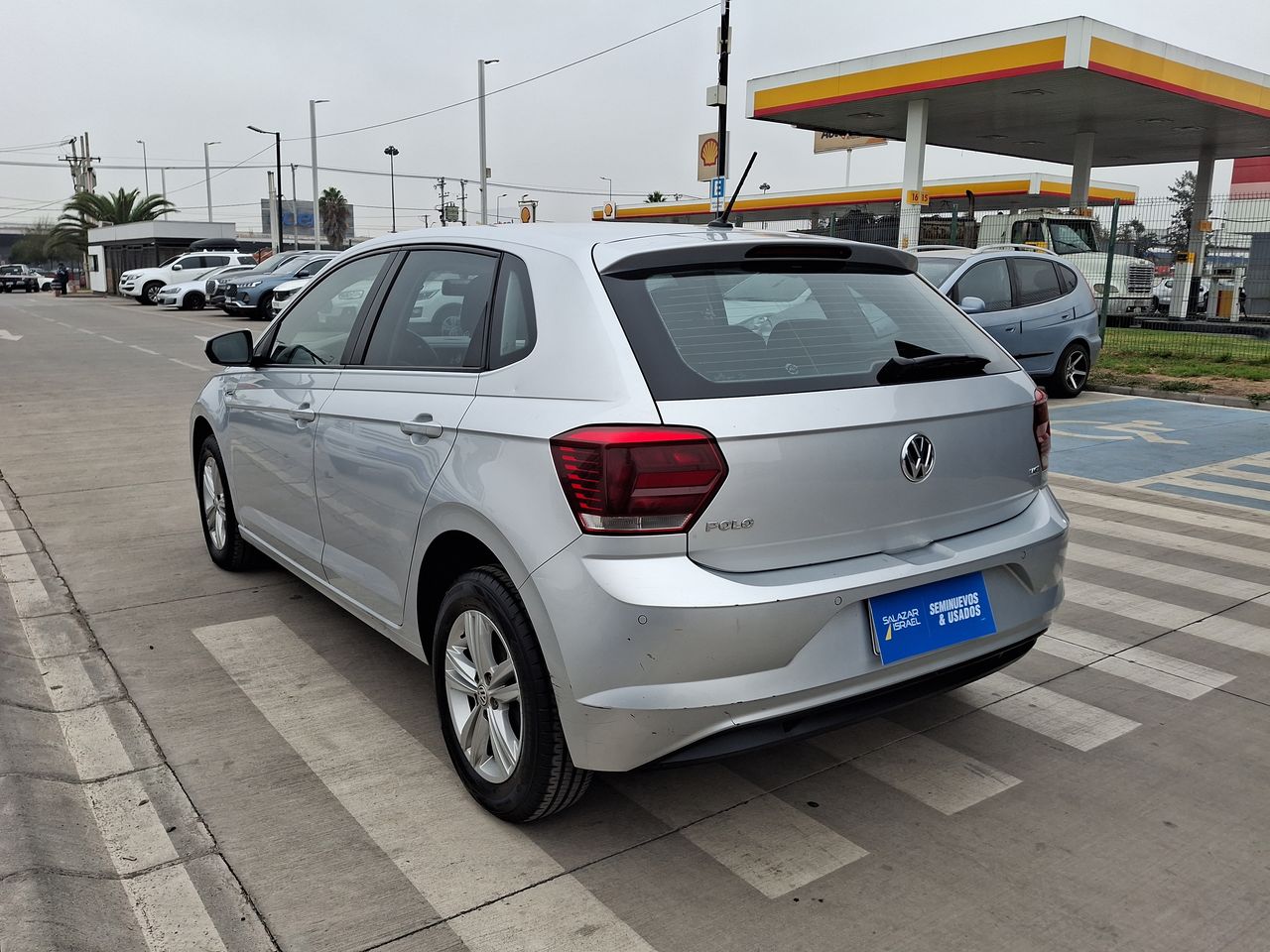 VOLKSWAGEN - 5