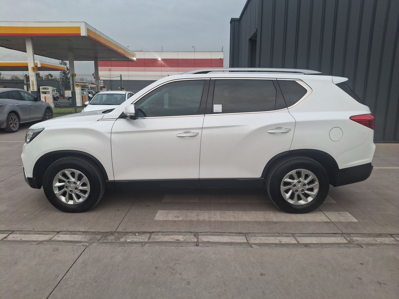 SSANGYONG - 4