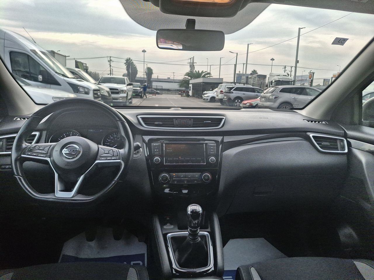 NISSAN - 30