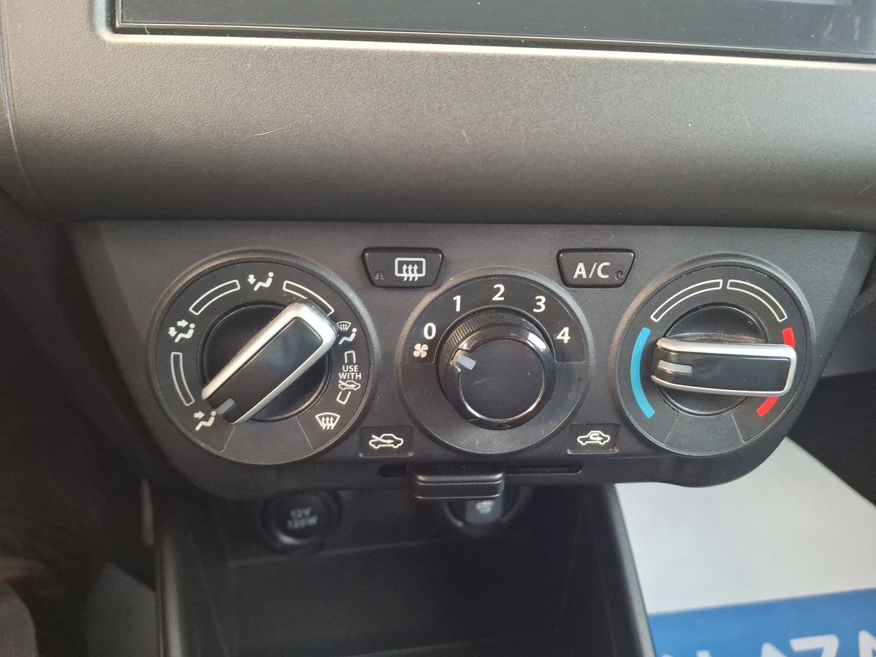 SUZUKI - 27