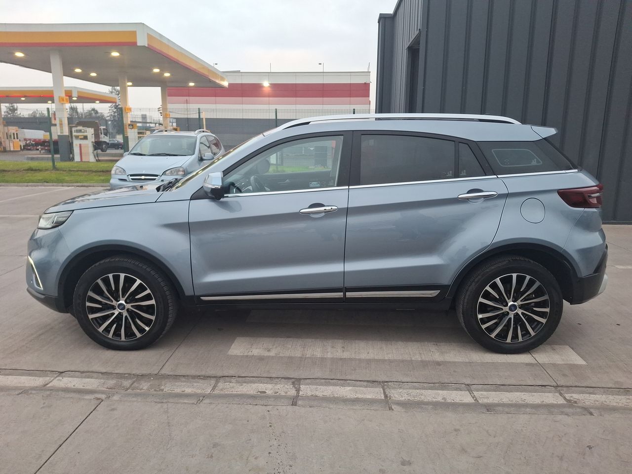 FORD - 4